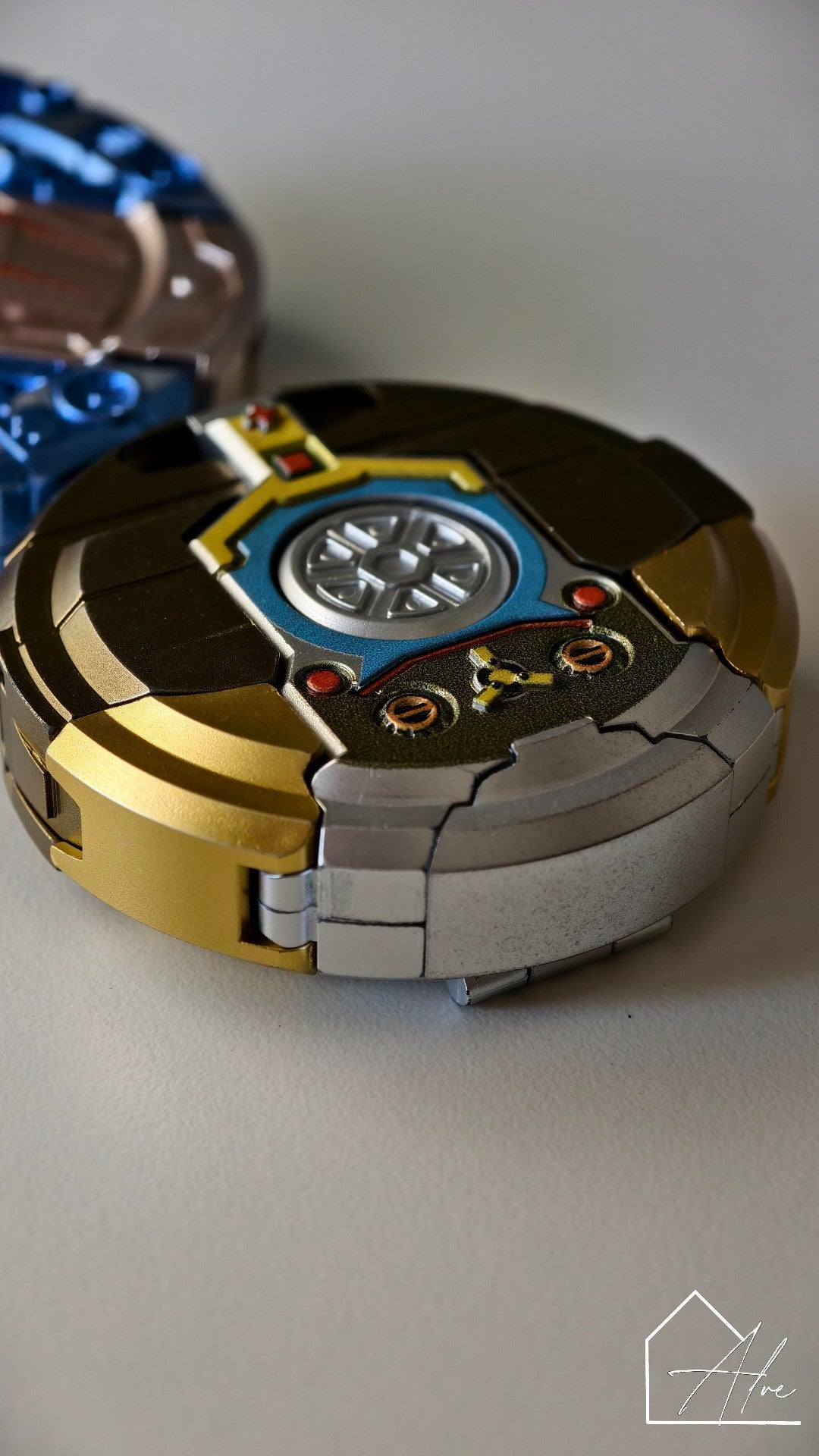 Transformable Spinner Fidget – 2-in-1 Robot Toy & Desk Companion (Ages 4+)